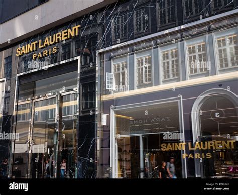 magasin yves saint laurent marseille